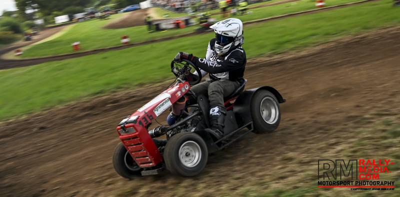053-2026-lawnmower-racing_0120
