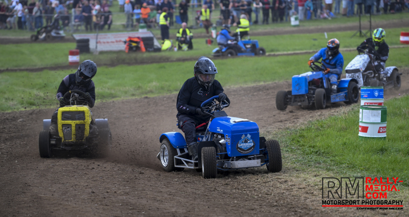 098-2026-lawnmower-racing_3627