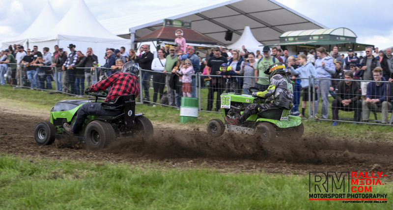 137-2026-lawnmower-racing_1236