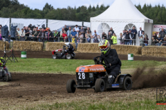 110-2026-lawnmower-racing_3194